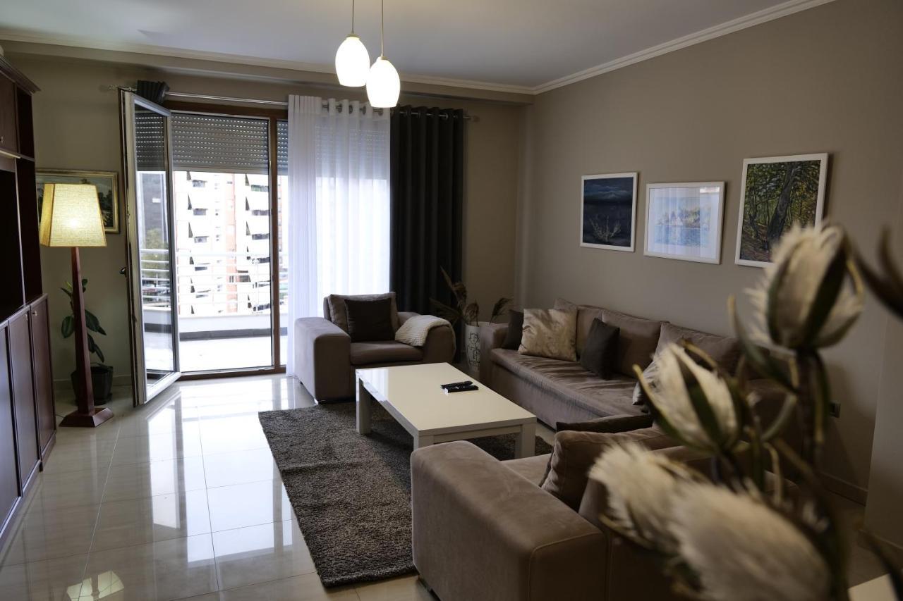 Luxury Condo In Tirana Exterior foto